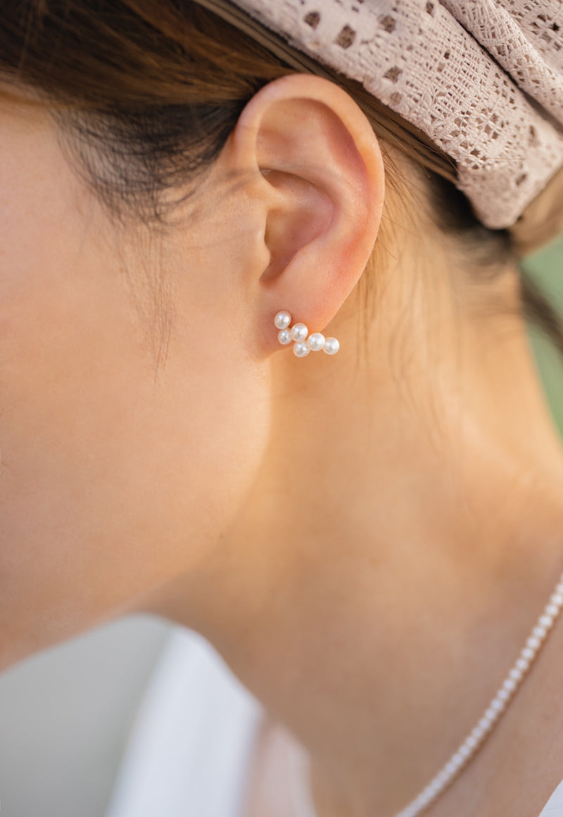 #RZ023，mikimoto同款小葡萄耳钉 使用3～4.5mm彩凛珠，极光珠光，拖和耳针为18k黄金