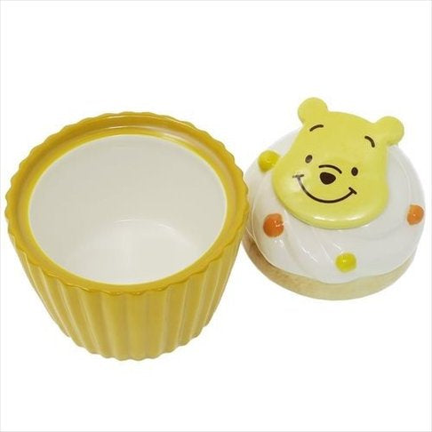 Tokyo Disney 东京迪斯尼 噗噗/维尼熊/小熊维尼 pooh 纸杯蛋糕形状陶瓷杯 黄色（11.4*9CM））带盒子